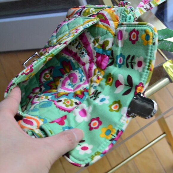 VERA BRADLEY "TUTTI FRUTTI" WRISTLET - Picture 8 of 9